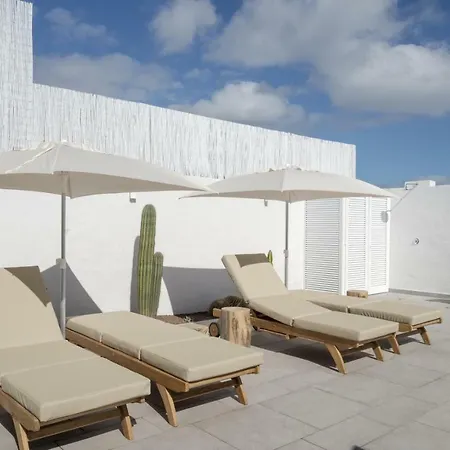 Edem Iii Apartamento De Diseno Piscina Climatizada By Lightbooking *