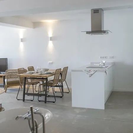 Edem Iii Apartamento De Diseno Piscina Climatizada By Lightbooking Telde