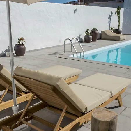 Edem Iii Apartamento De Diseno Piscina Climatizada By Lightbooking Appartement Telde